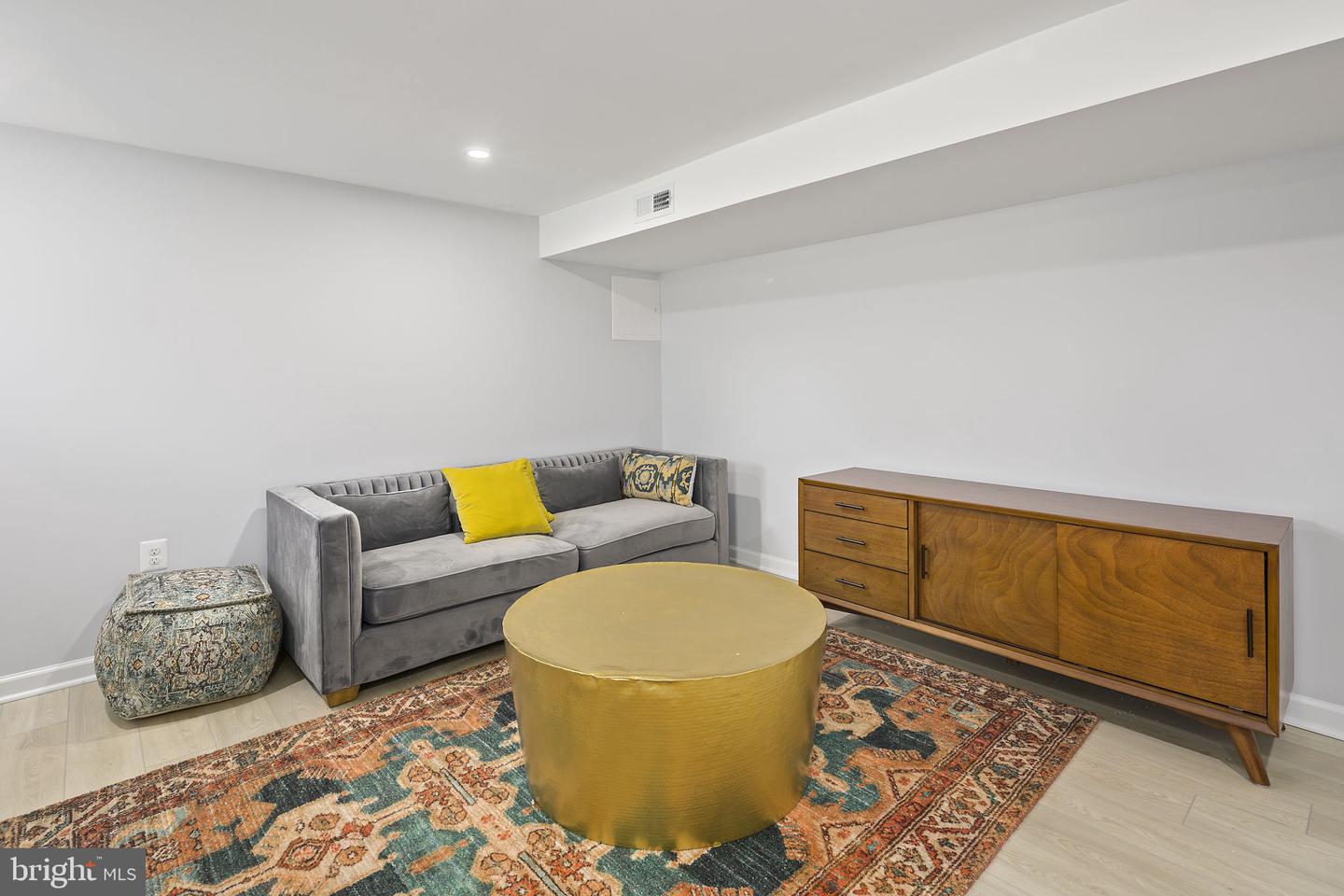 1501 Hamilton St NW