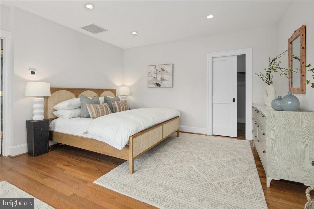 1501 Hamilton St NW