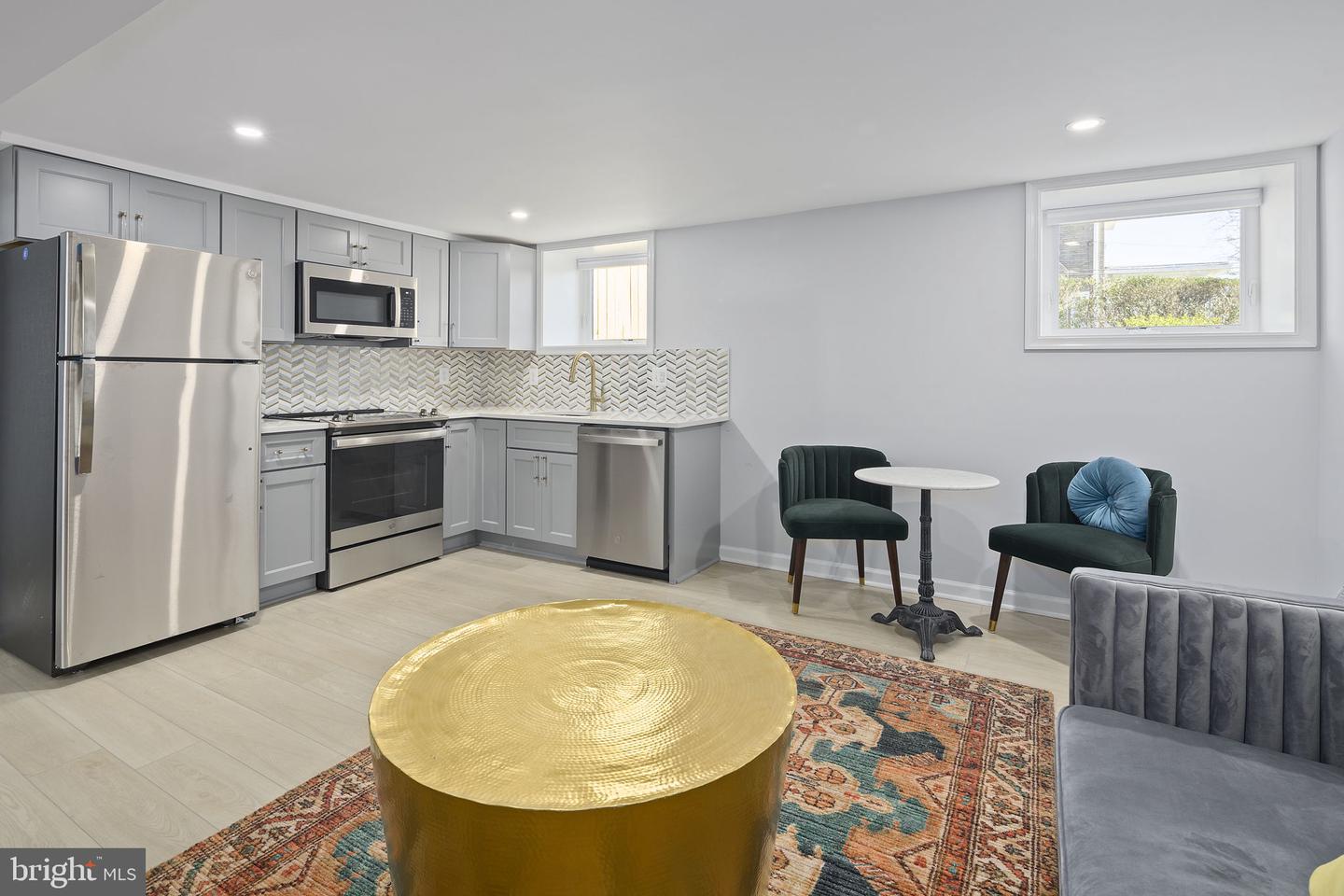 1501 Hamilton St NW
