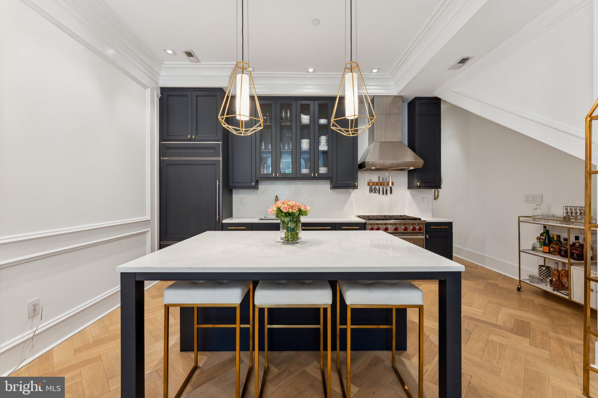 1832 16TH STREET NW 2