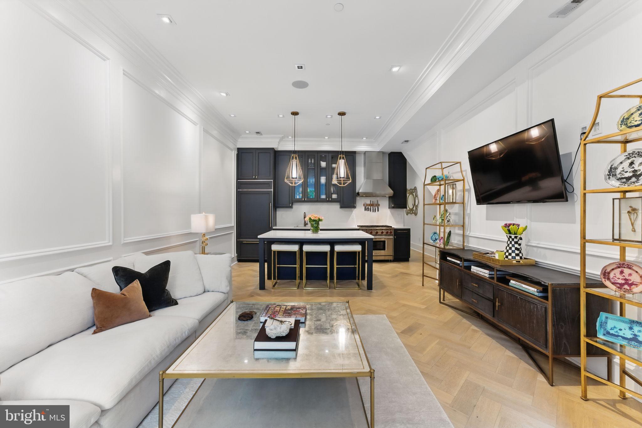 1832 16TH STREET NW 2