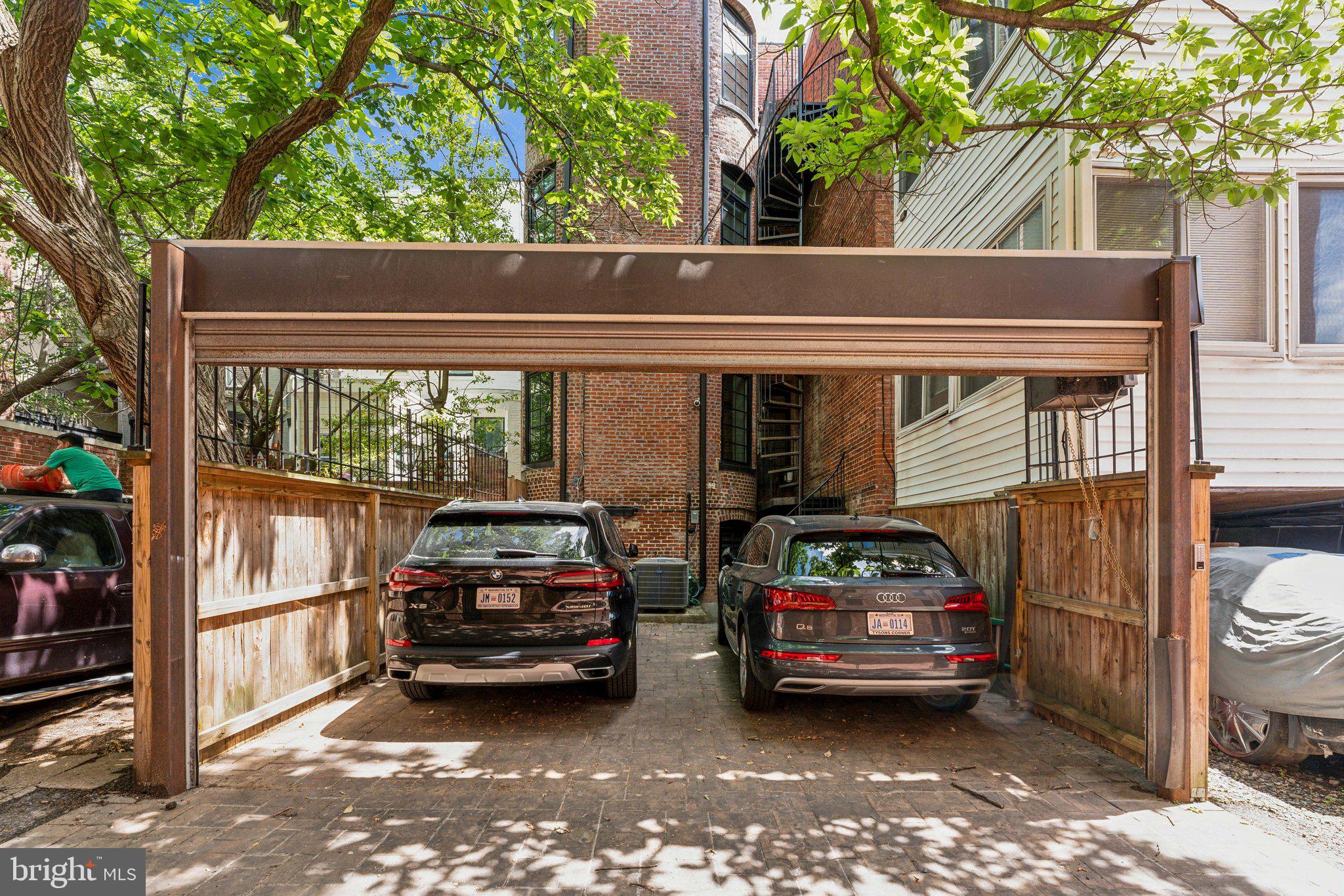 1832 16TH STREET NW 2