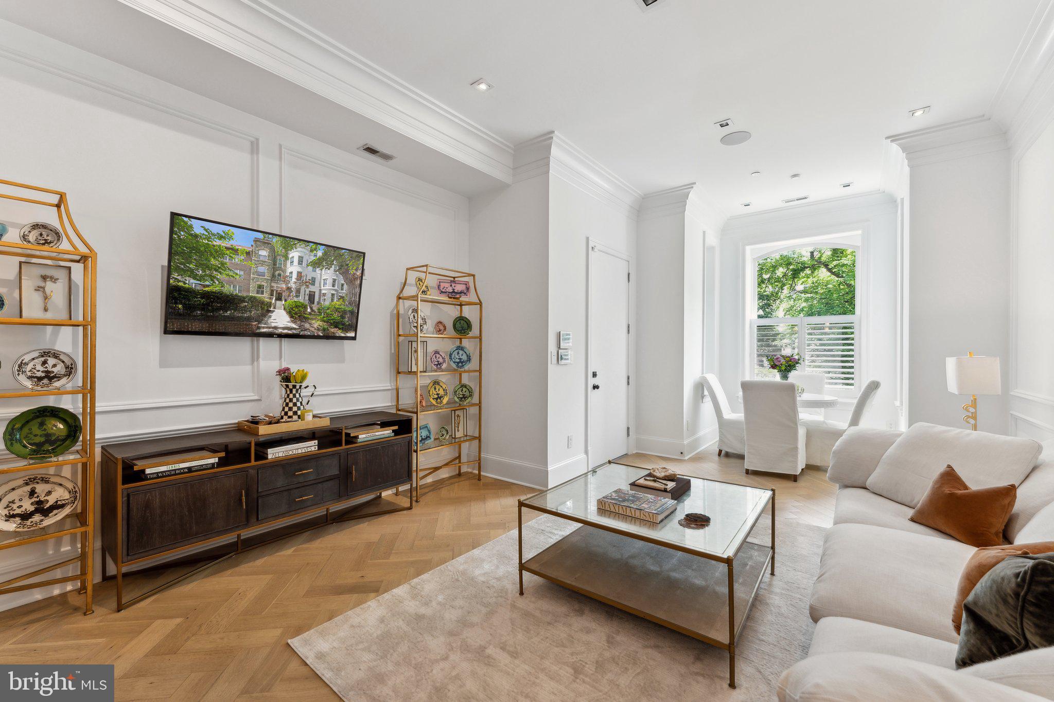 1832 16TH STREET NW 2