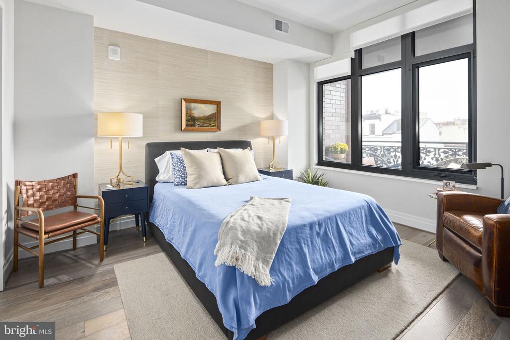 810 O ST NW #305