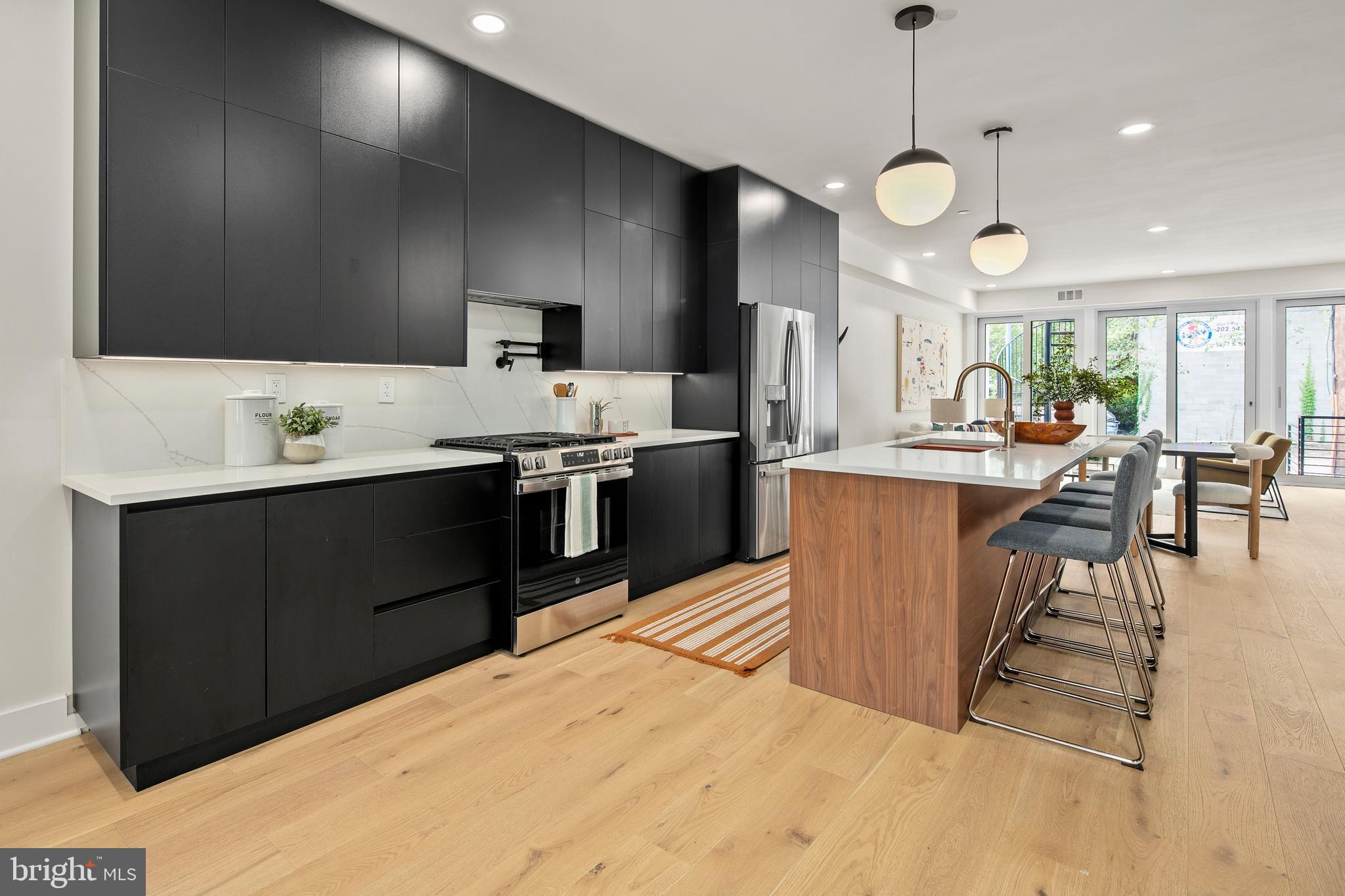 1008 4TH STREET NE 1