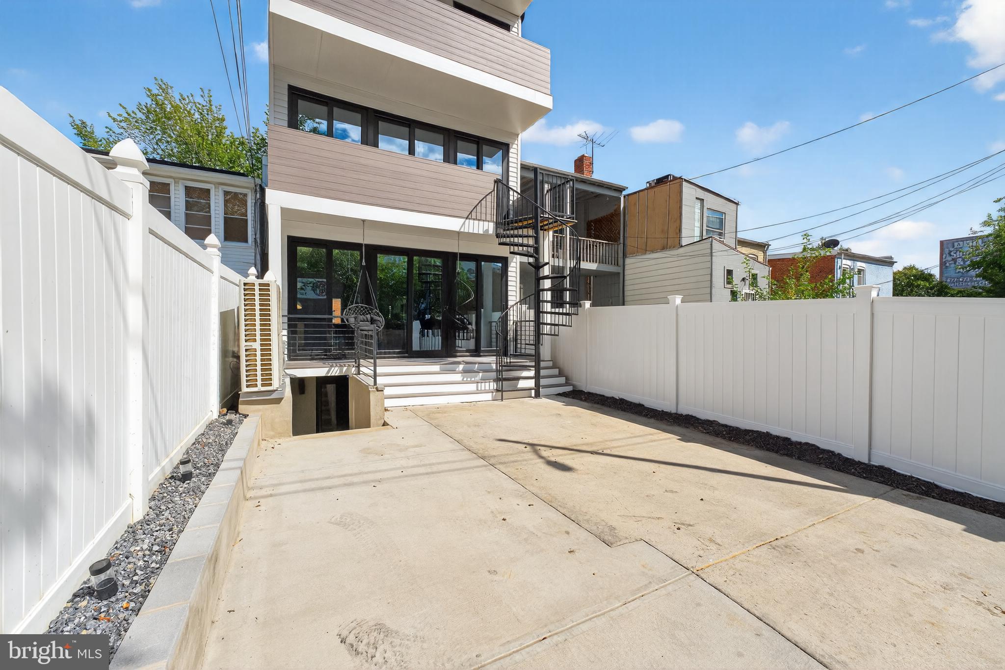 1008 4TH STREET NE 1