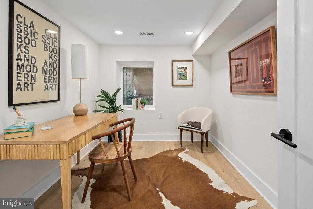 1008 4TH STREET NE 1