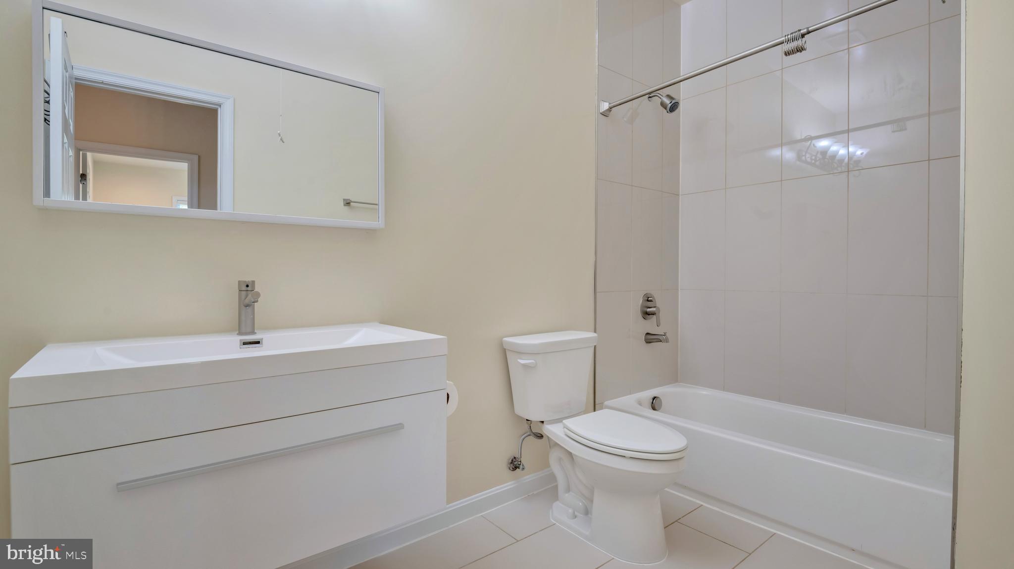 1337 MAPLE VIEW PLACE SE