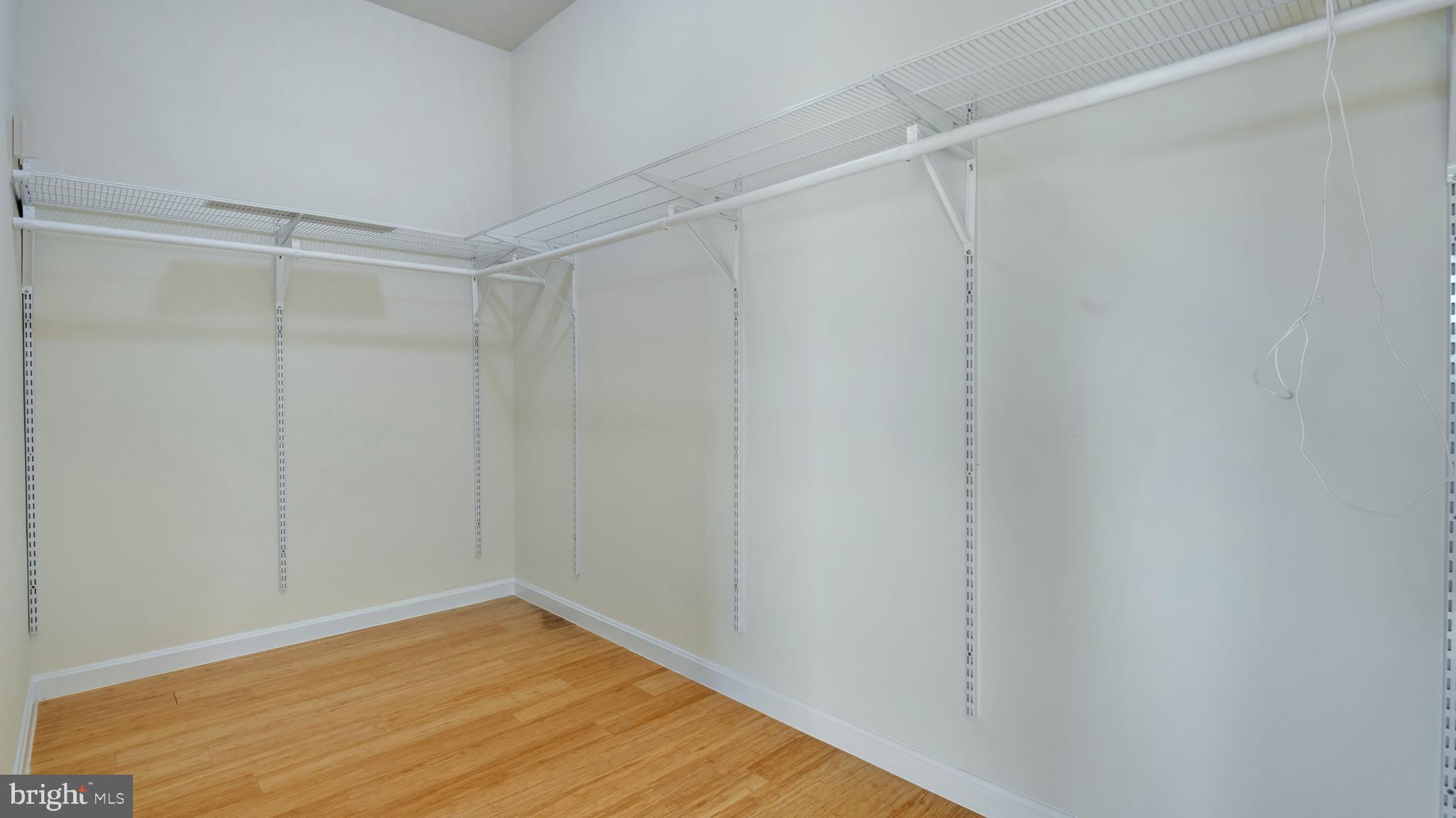 1337 MAPLE VIEW PLACE SE