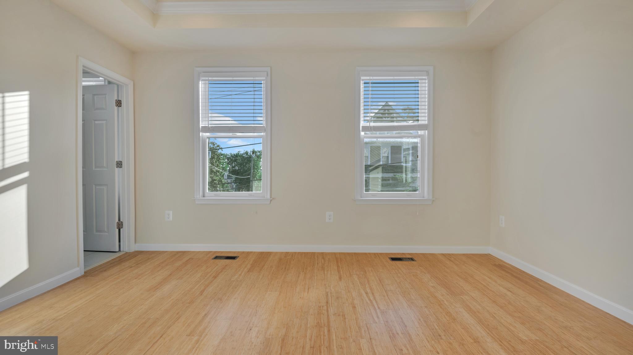 1337 MAPLE VIEW PLACE SE