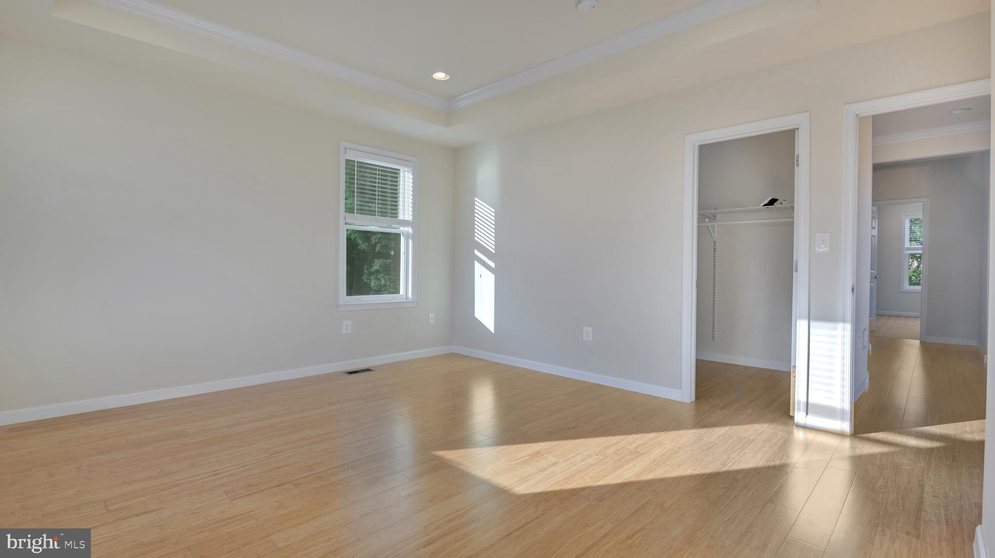 1337 MAPLE VIEW PLACE SE