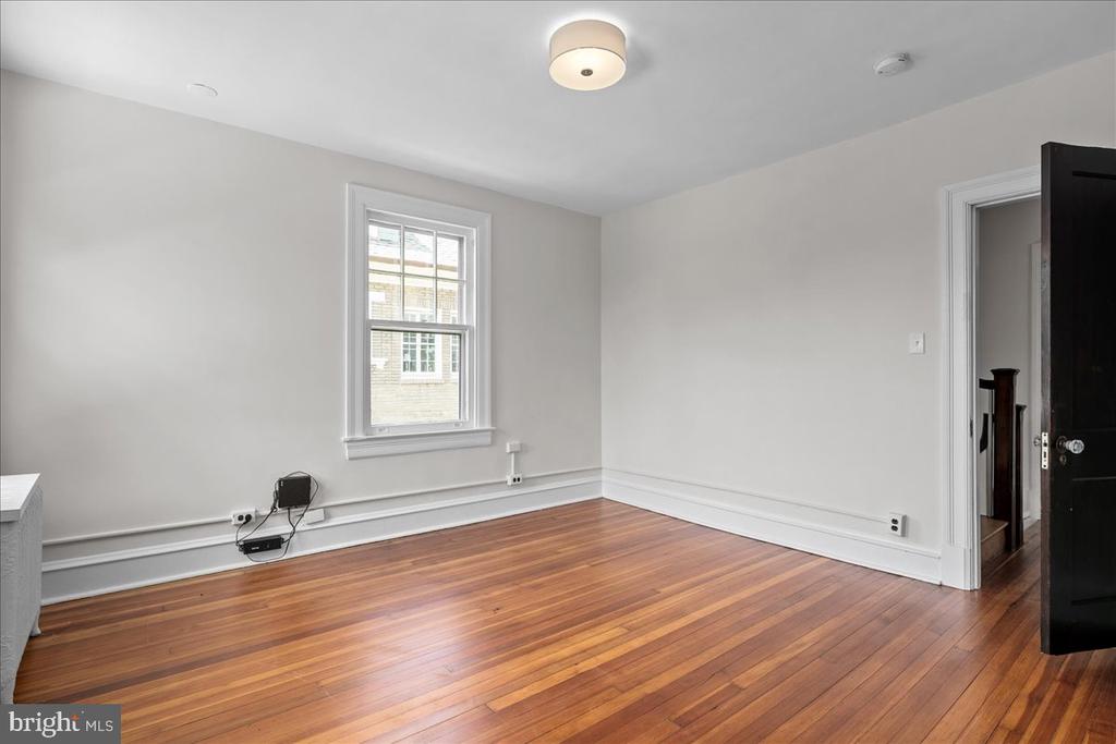 1501 HAMILTON STREET NW
