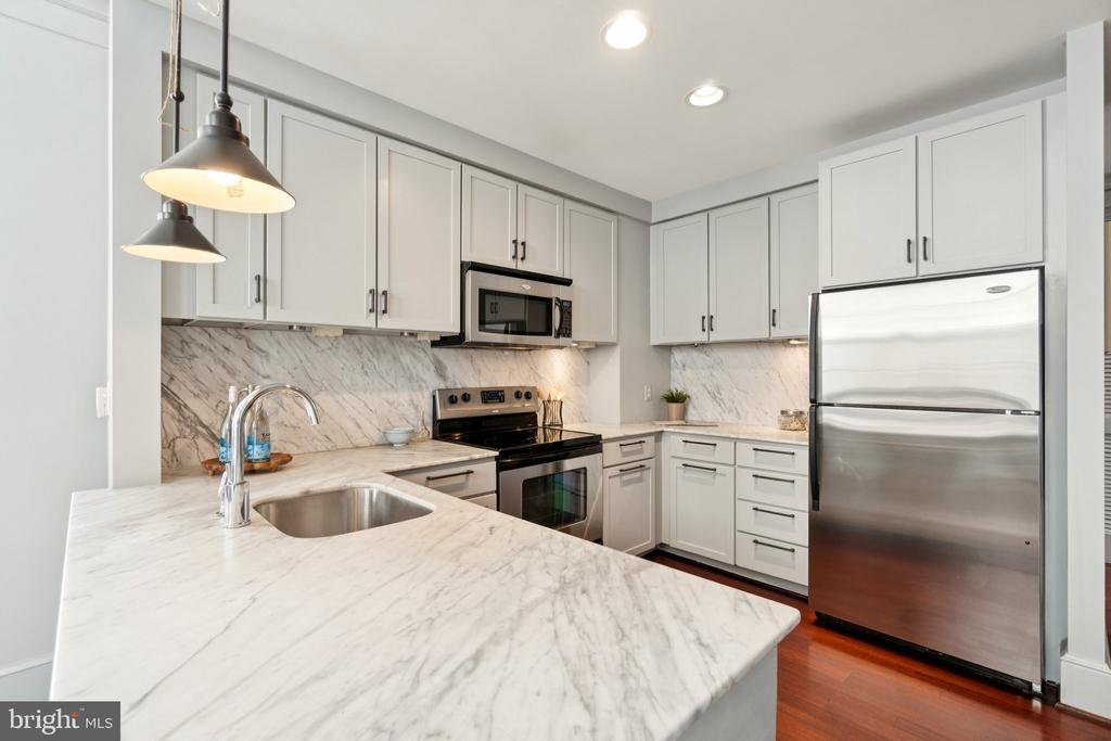 2035 2ND STREET NW G109