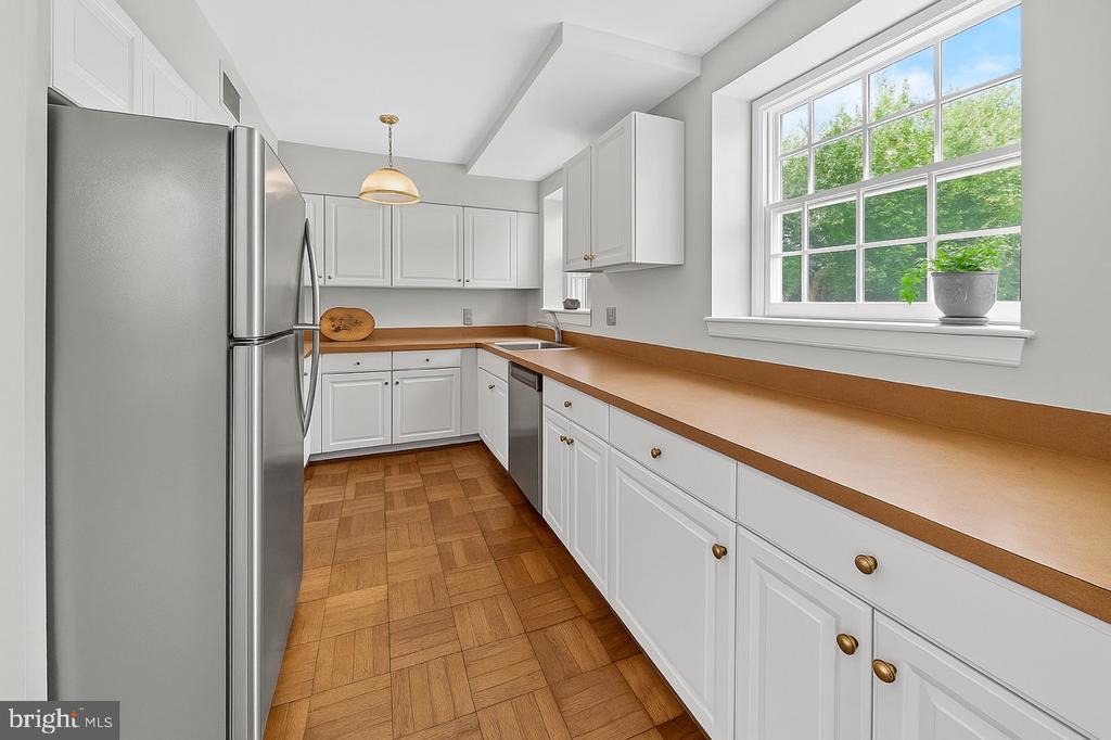 3631 39TH STREET NW A313