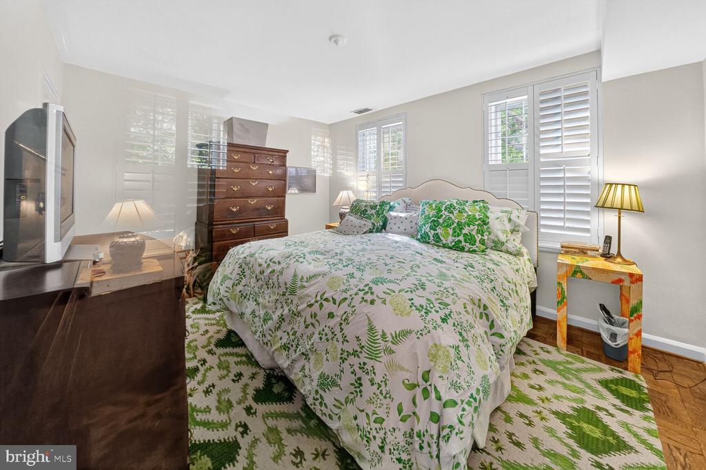 3631 39TH STREET NW A313
