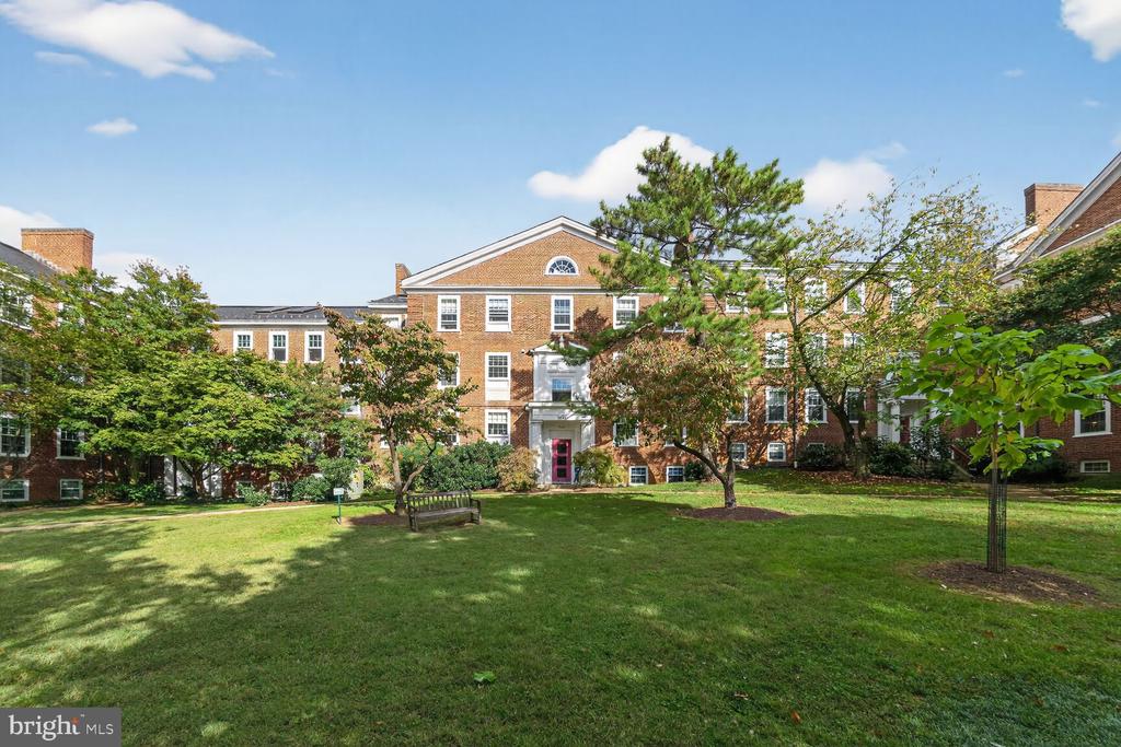 3631 39TH STREET NW A313