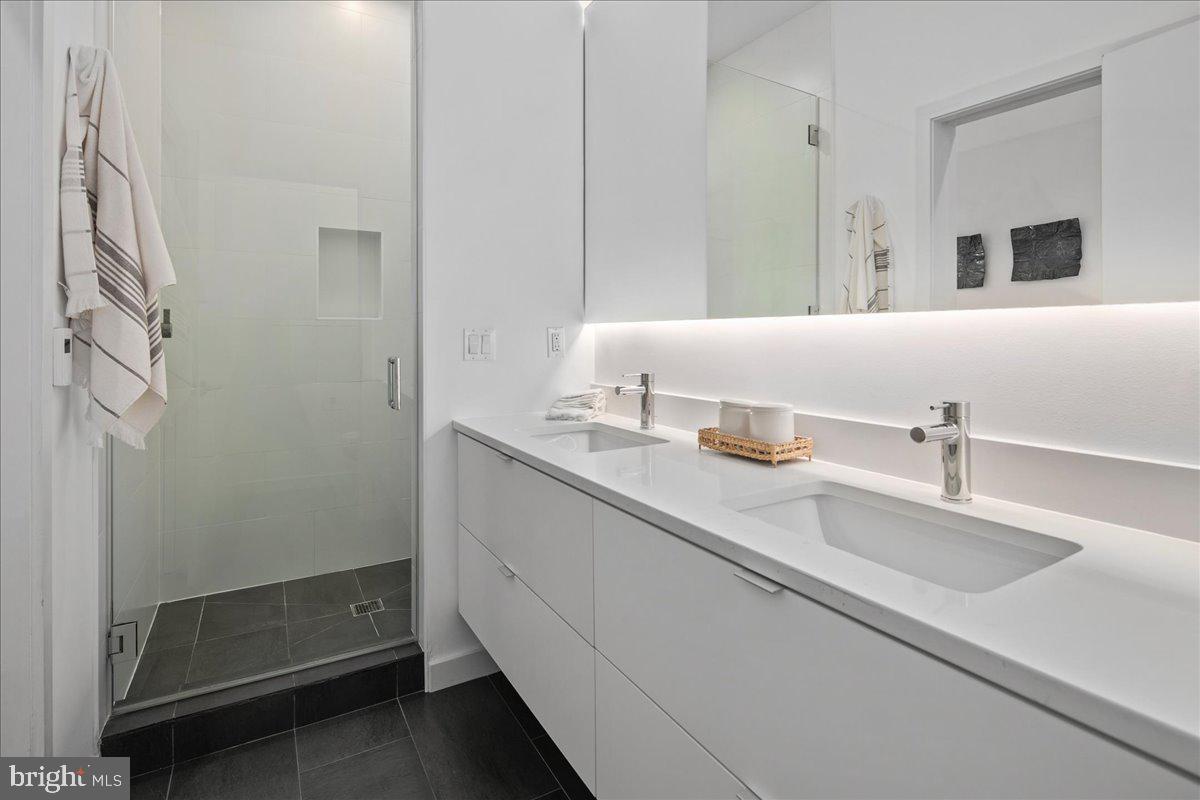 1541 6TH STREET NW 1