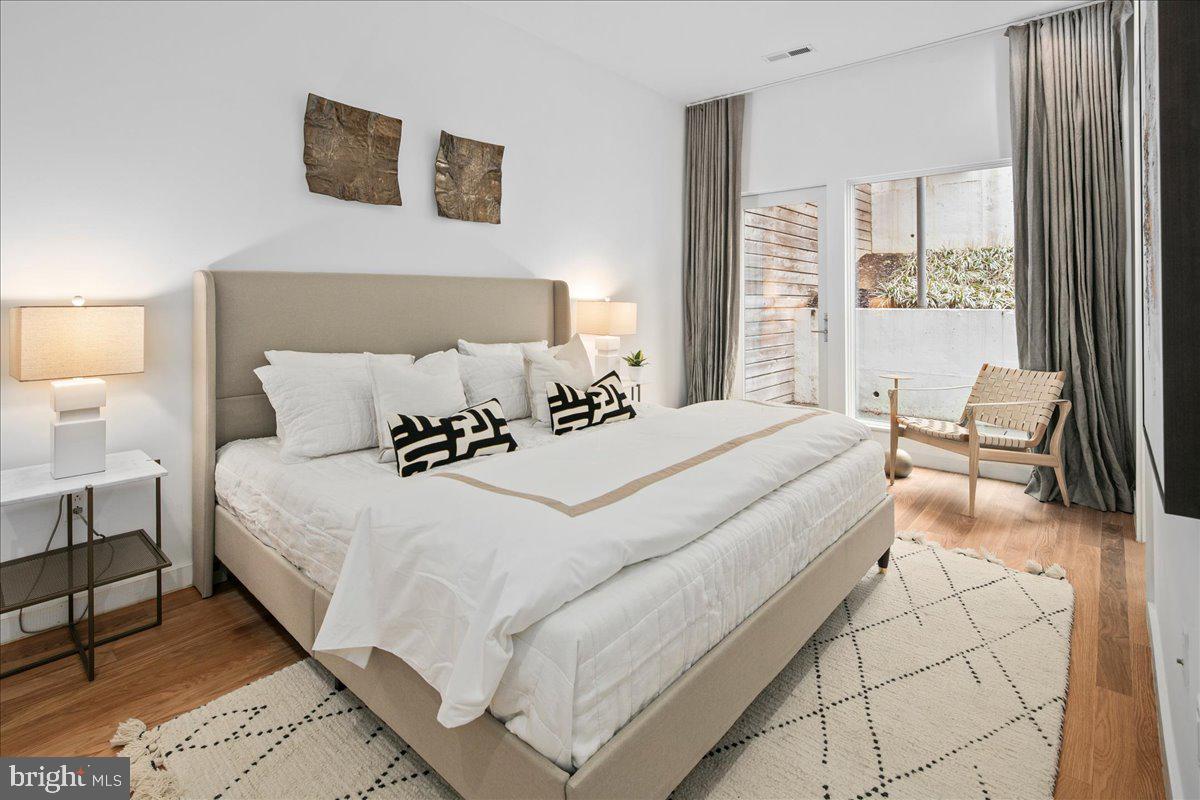 1541 6TH STREET NW 1