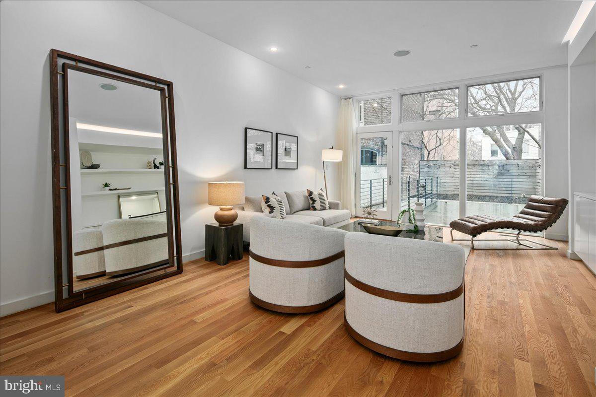 1541 6TH STREET NW 1