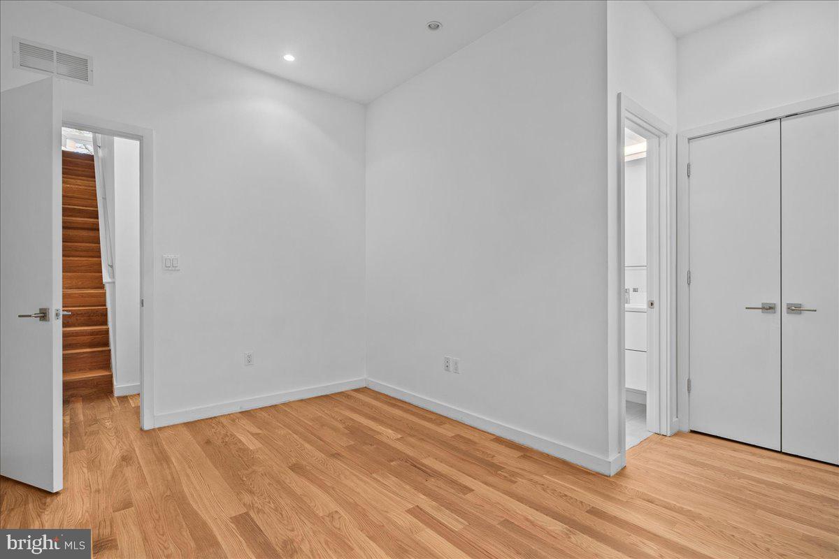 1541 6TH STREET NW 1