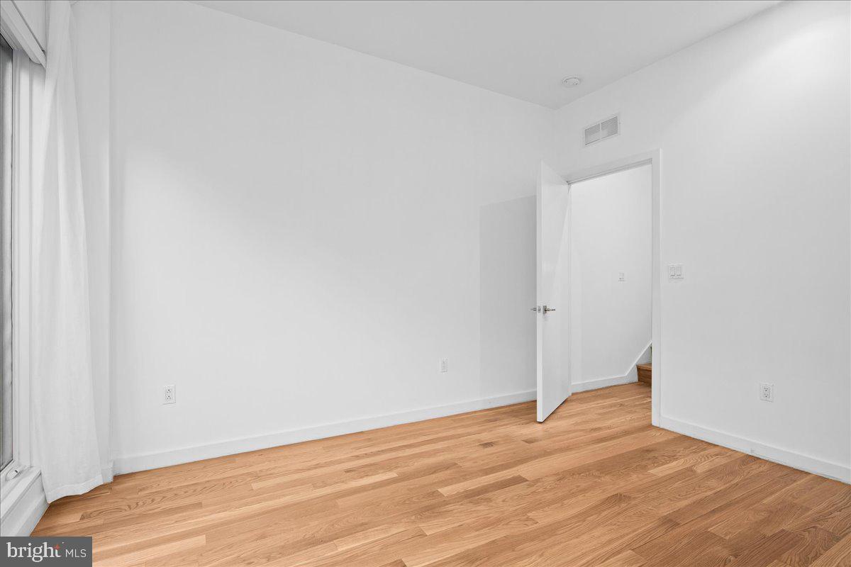 1541 6TH STREET NW 1