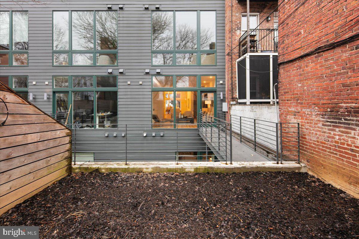 1541 6TH STREET NW 1