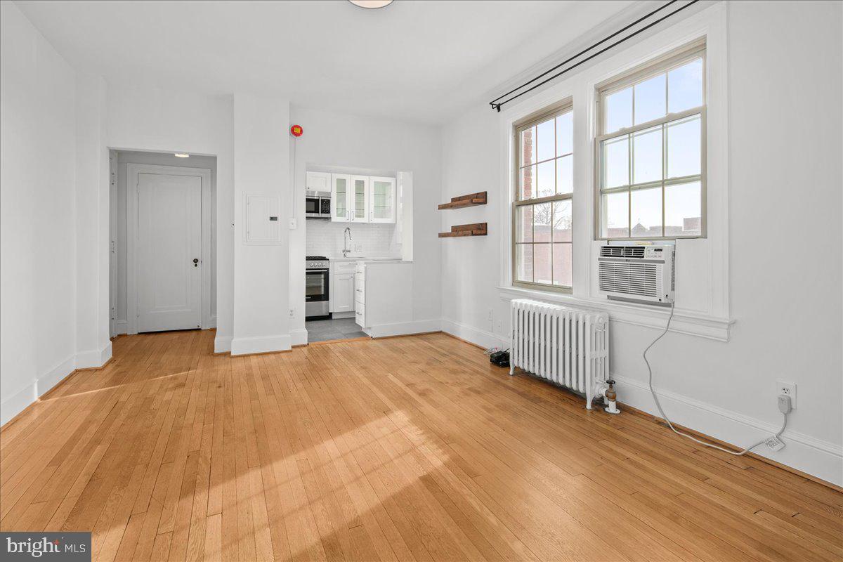 3100 WISCONSIN AVENUE NW 406