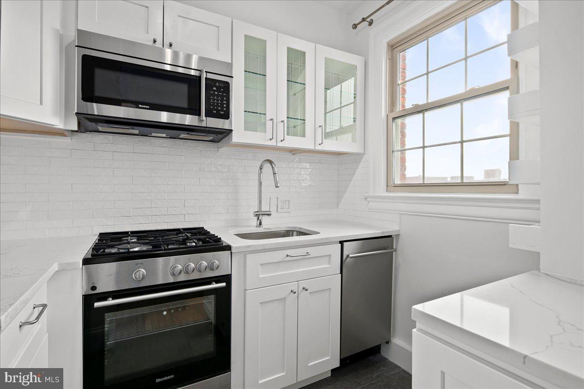 3100 WISCONSIN AVENUE NW 406