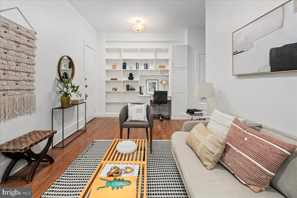 3039 MACOMB STREET NW 18