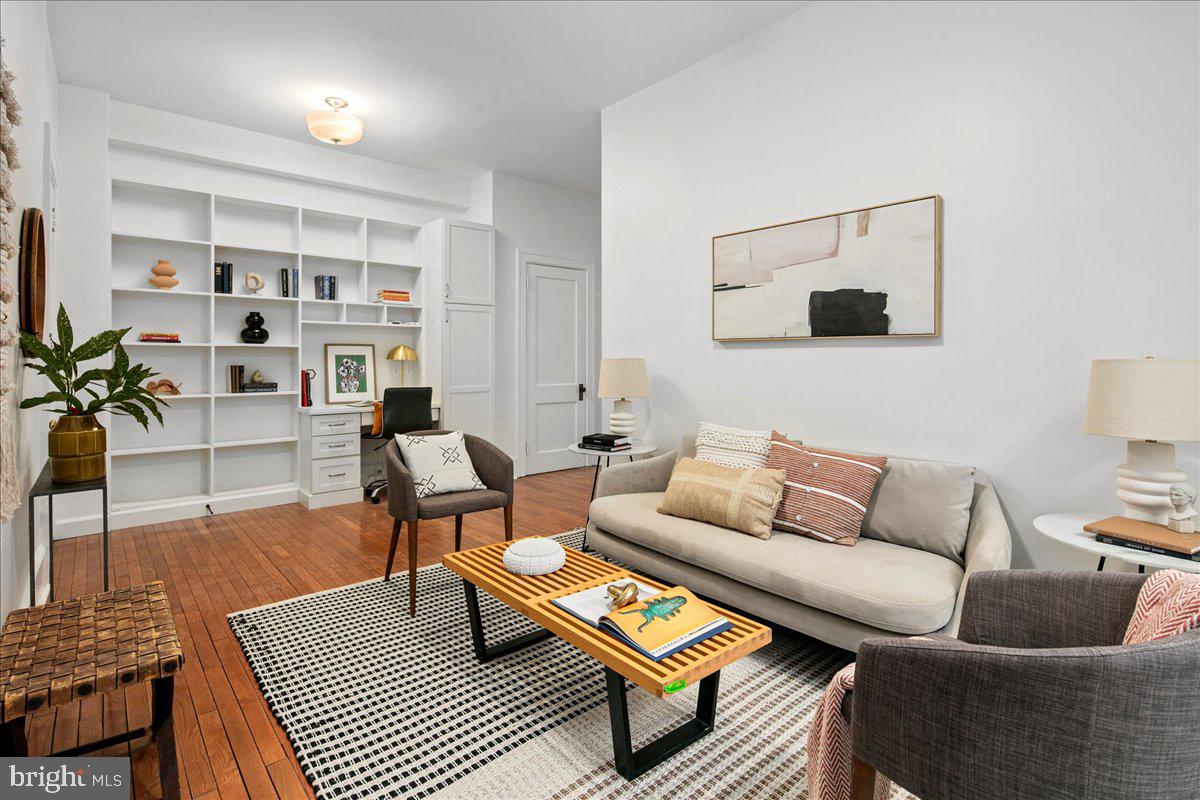 3039 MACOMB STREET NW 18