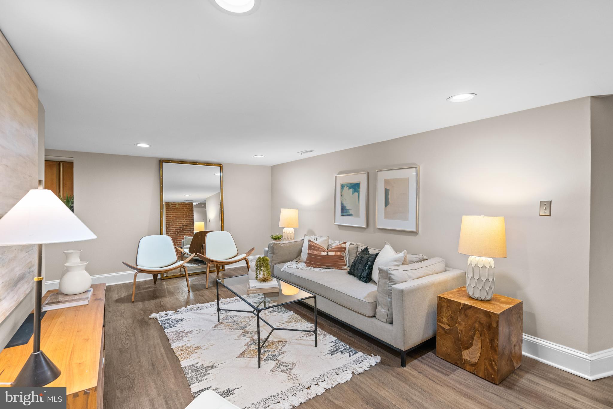 1726 17TH STREET NW B1