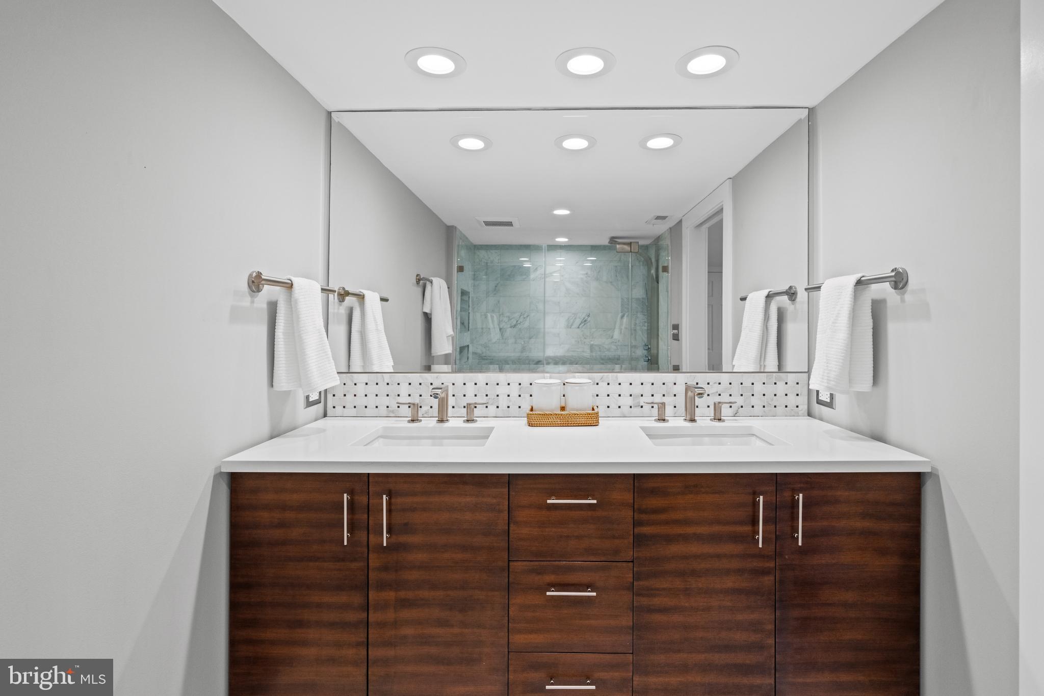 1726 17TH STREET NW B1