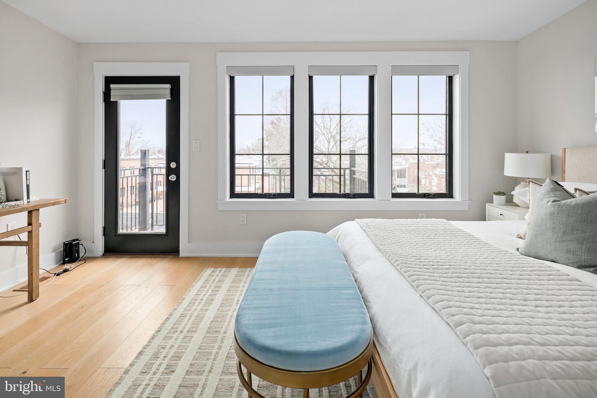 330 16TH STREET SE 2