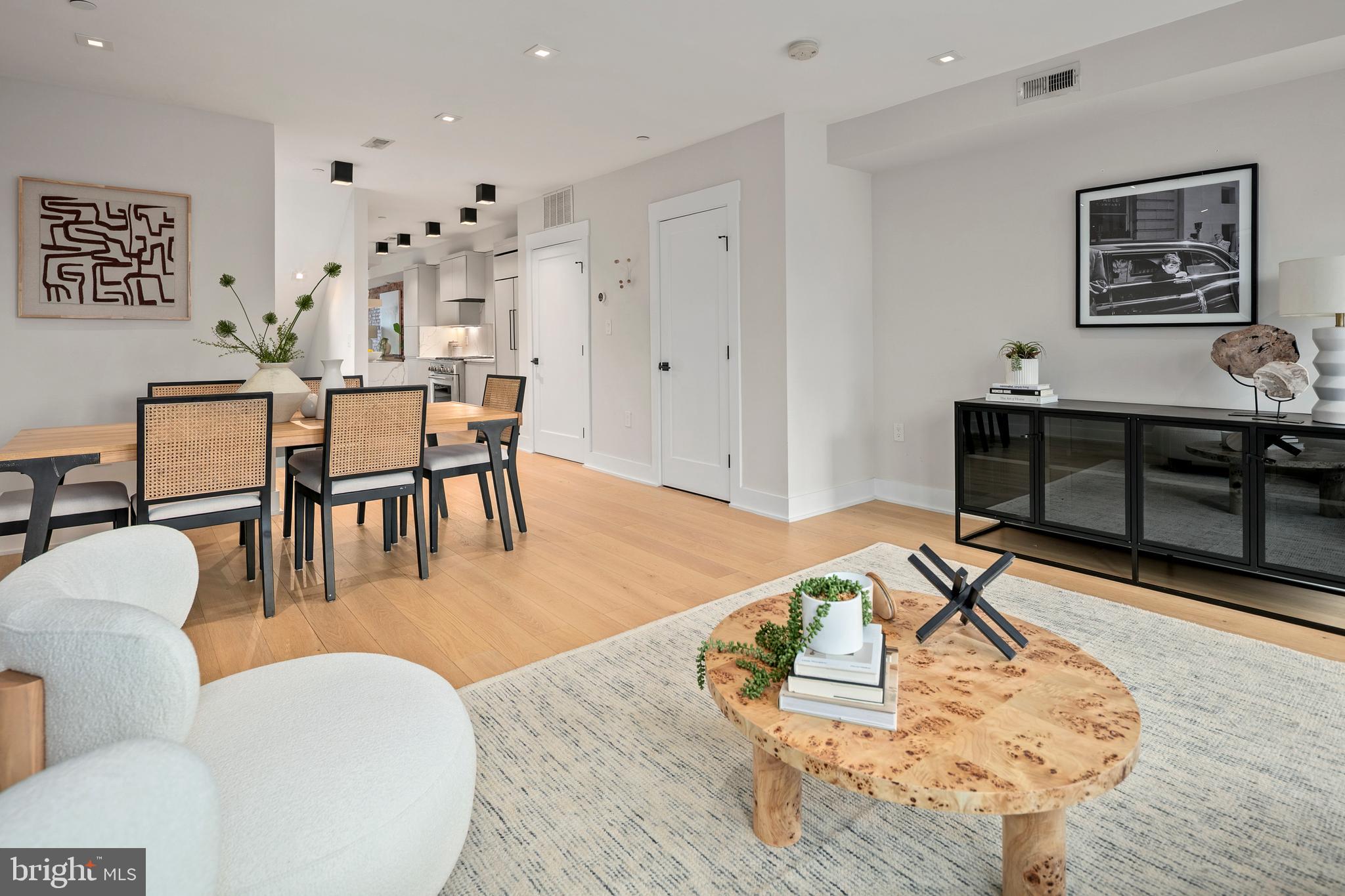 330 16TH STREET SE 2