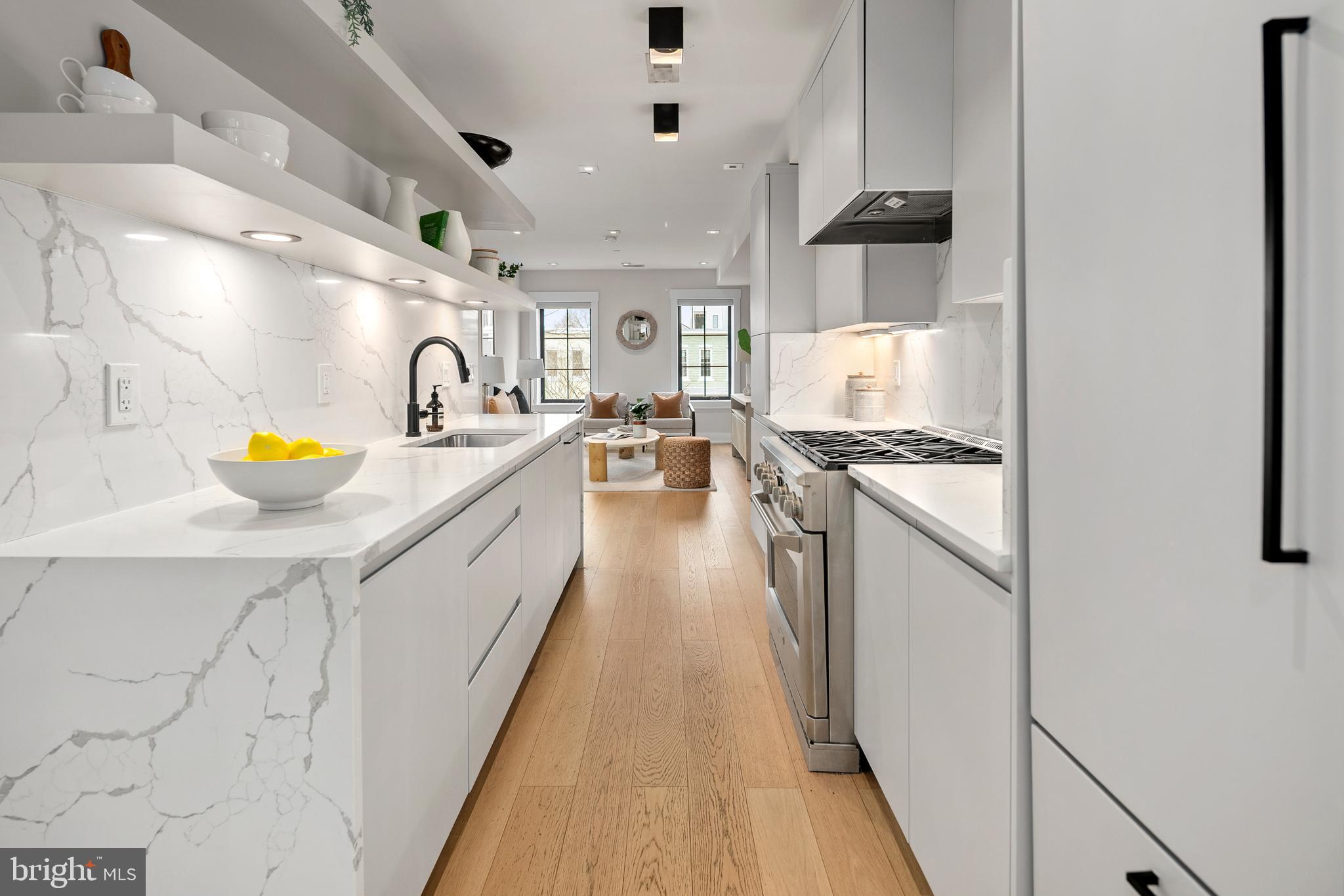 330 16TH STREET SE 2