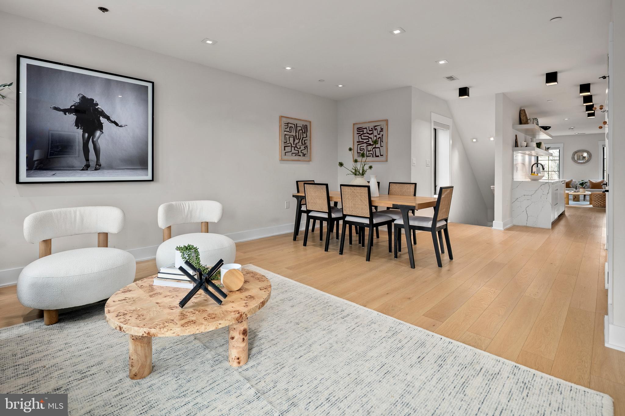 330 16TH STREET SE 2