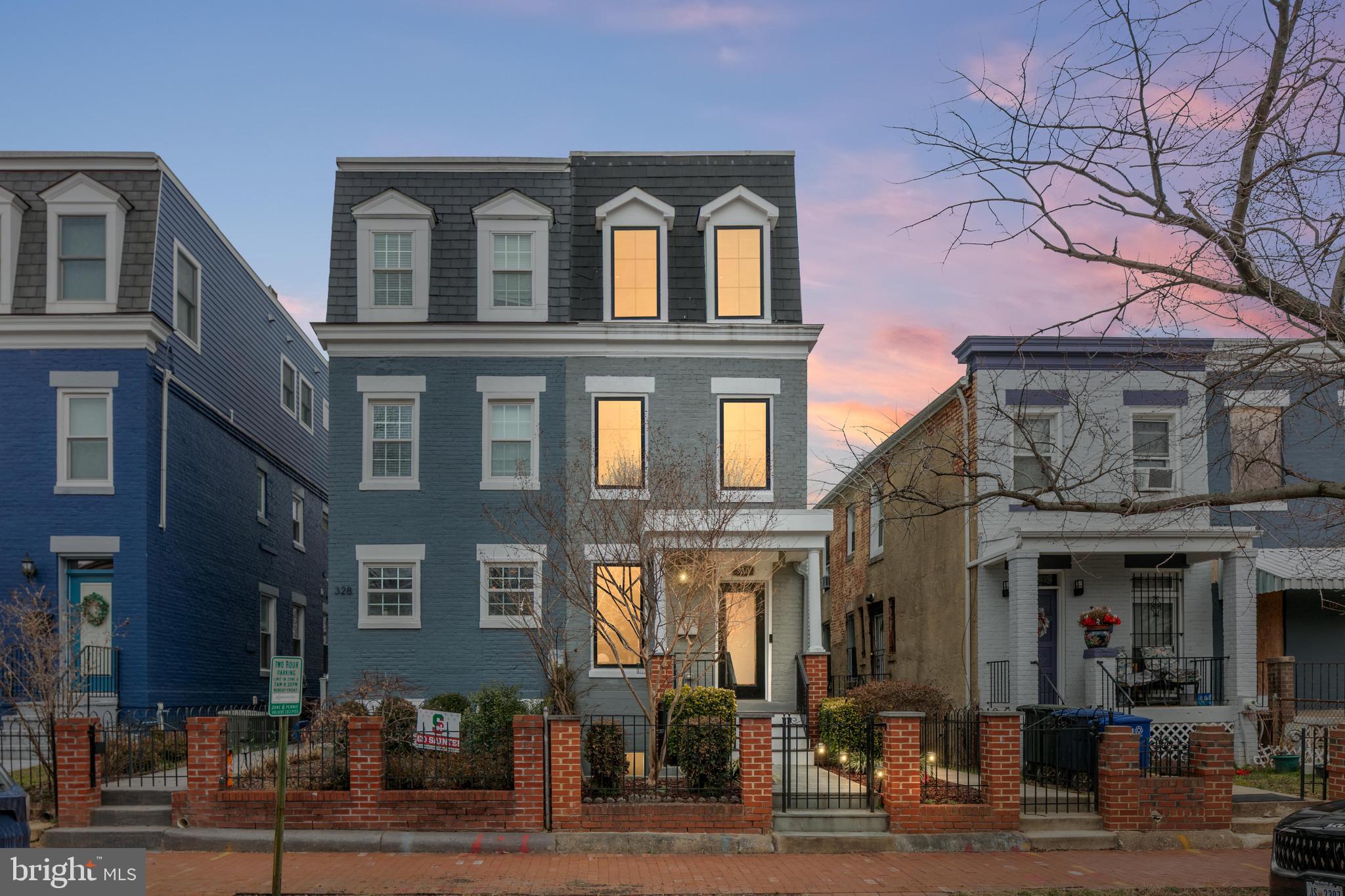 330 16TH STREET SE 2