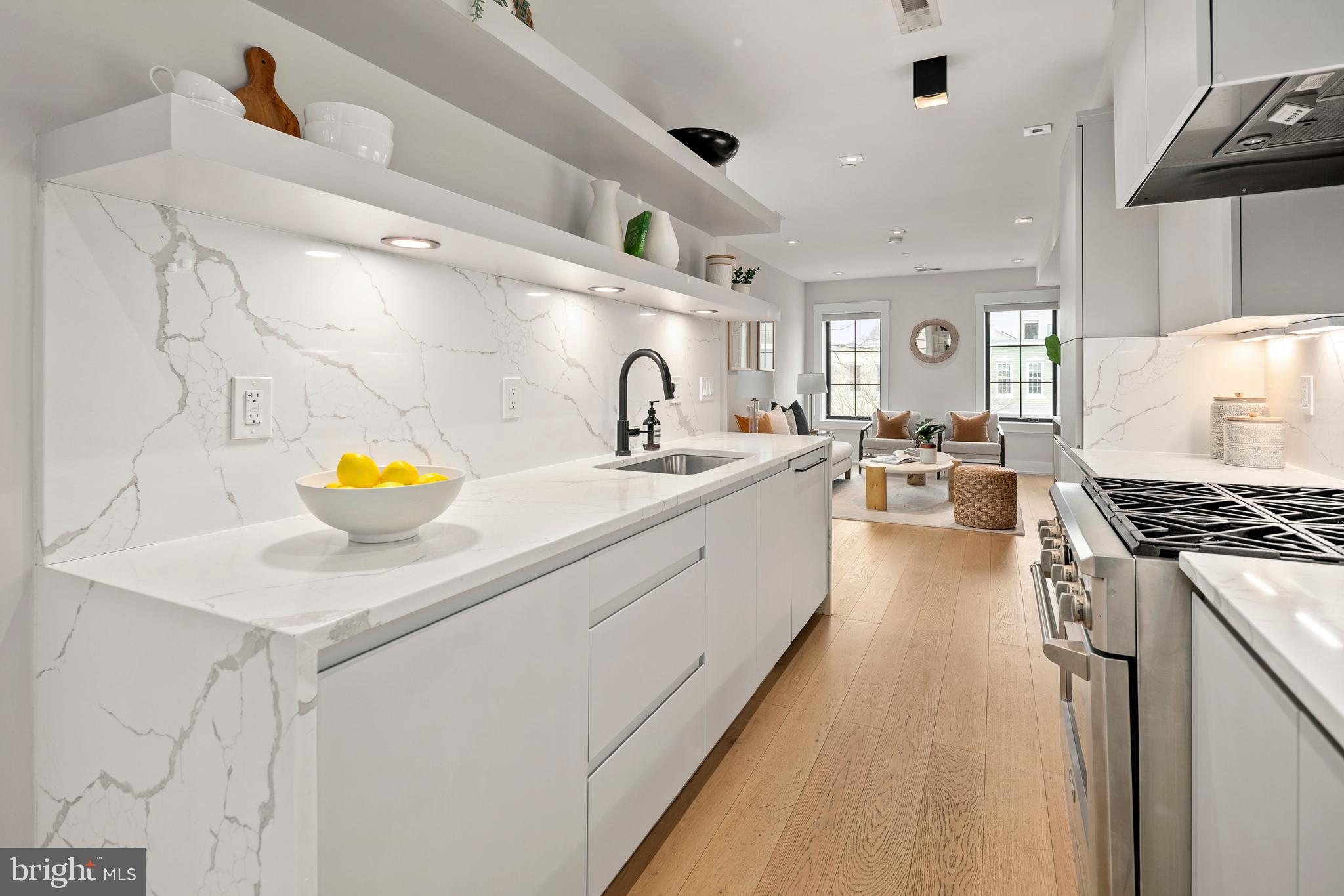 330 16TH STREET SE 2