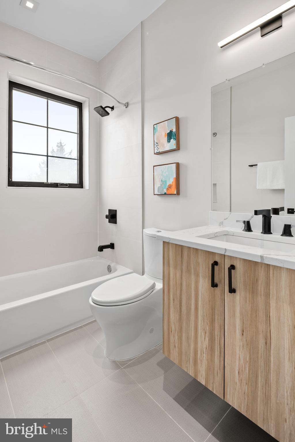 330 16TH STREET SE 2