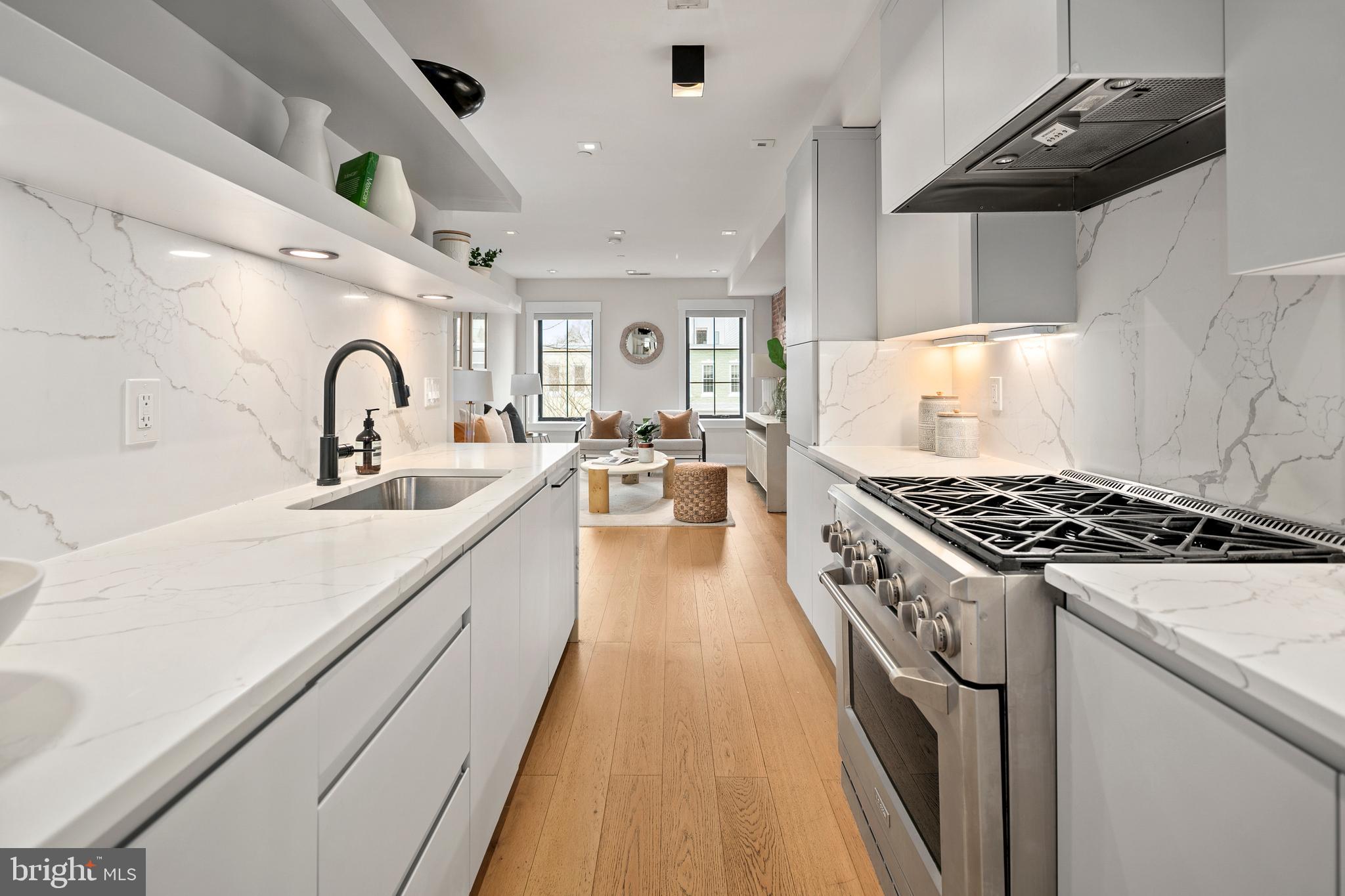 330 16TH STREET SE 2