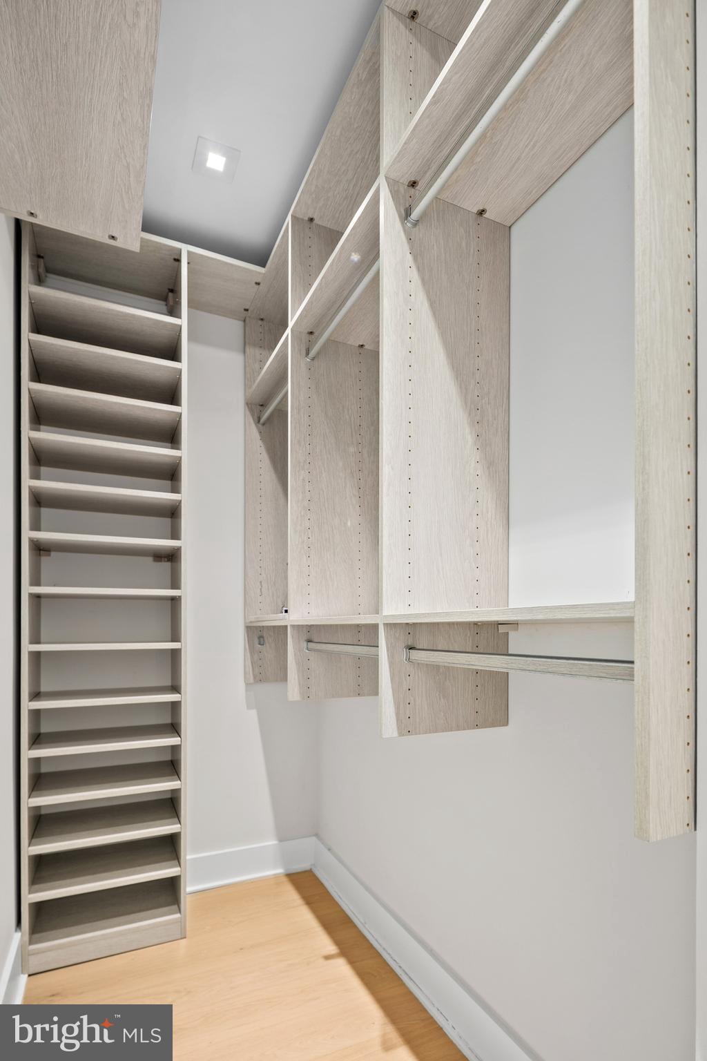 330 16TH STREET SE 2