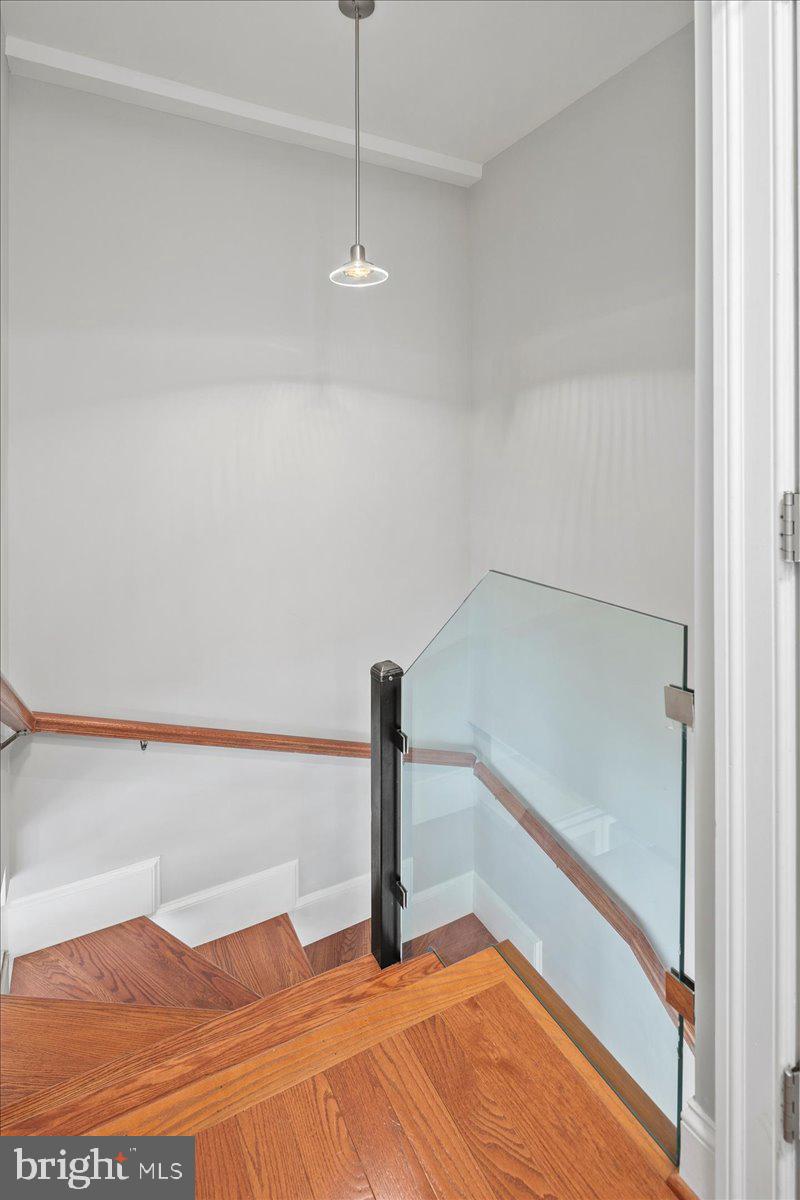 2019 19TH STREET NW 2