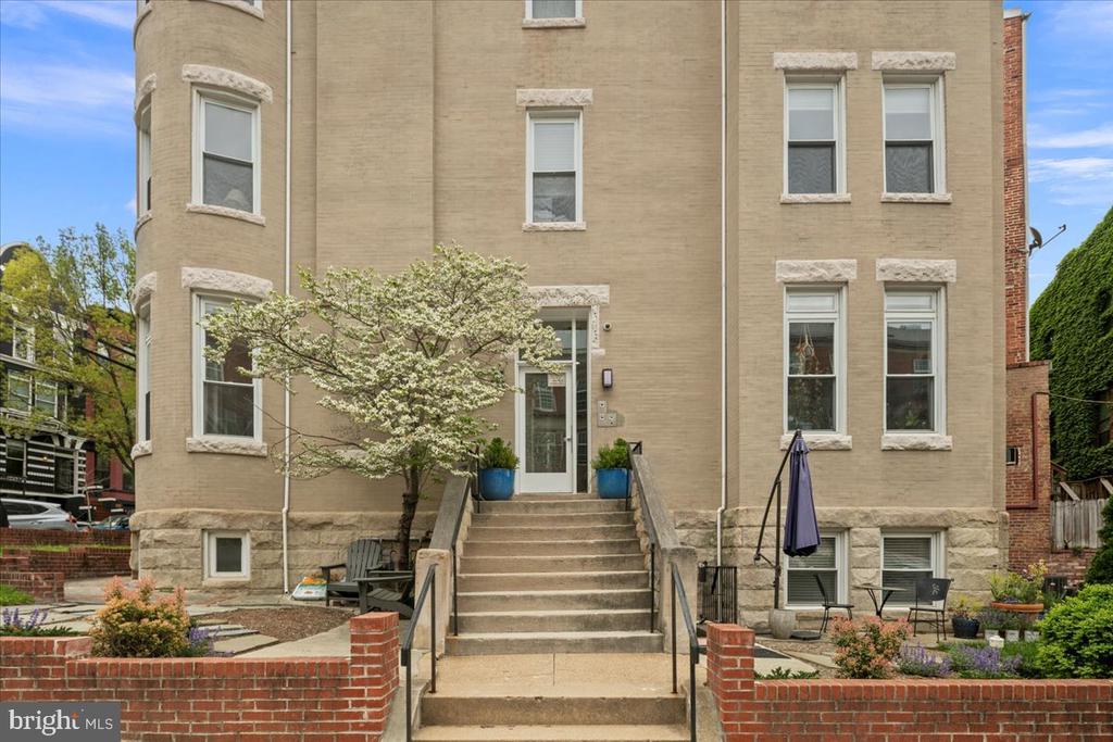 2019 19TH STREET NW 2