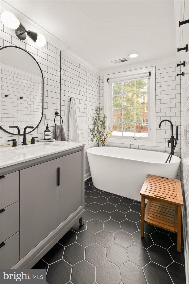 1509 VAN BUREN STREET NW