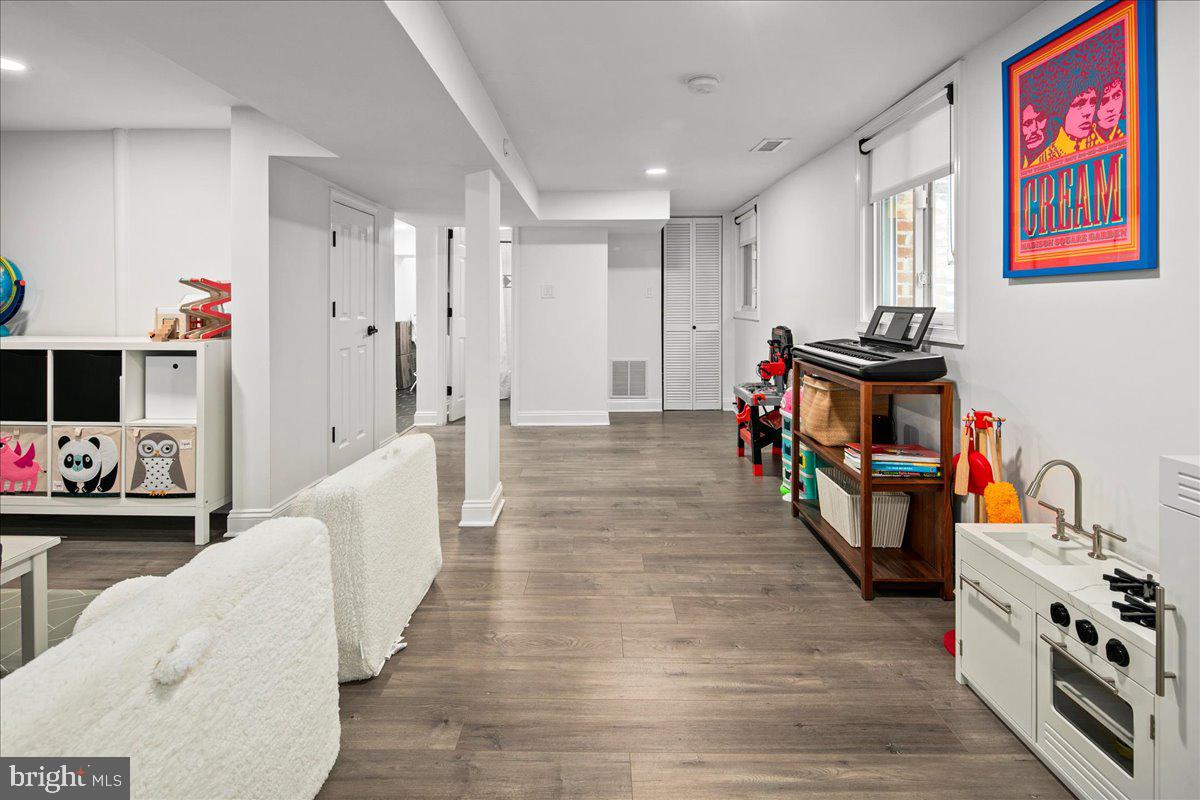 1509 VAN BUREN STREET NW