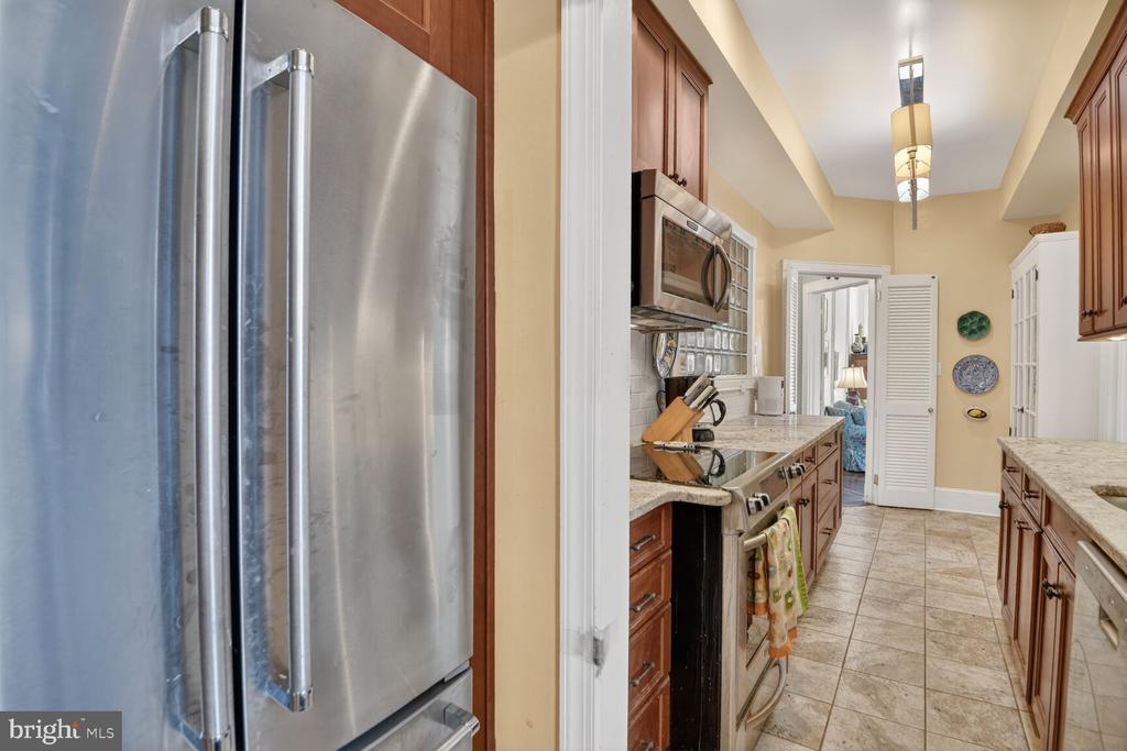 1901 WYOMING AVENUE NW 41