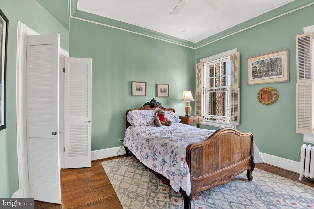 1901 WYOMING AVENUE NW 41
