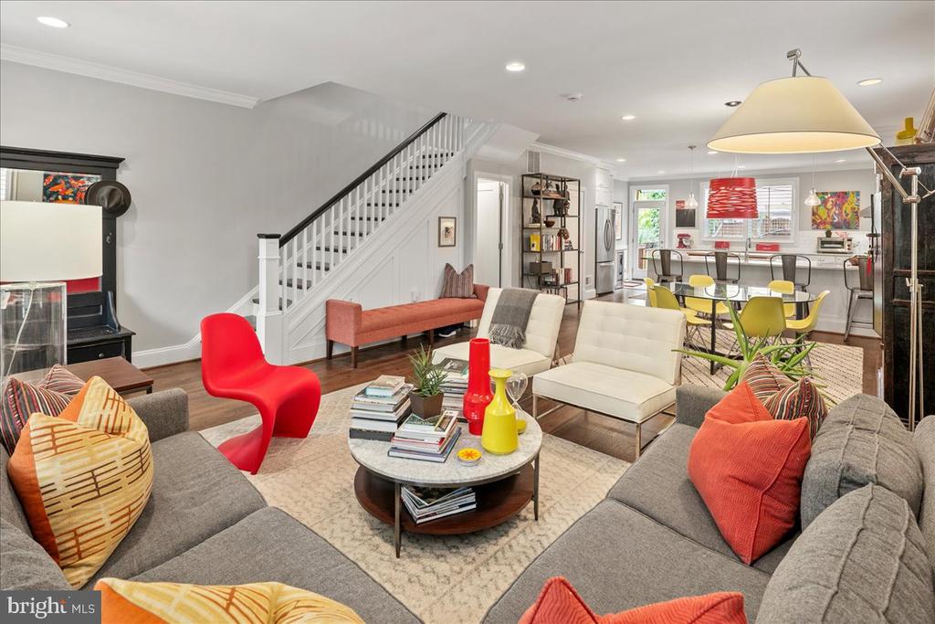 5814 5TH STREET NW