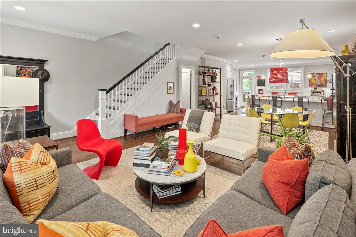 5814 5TH STREET NW