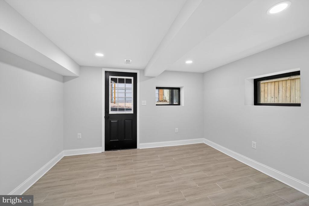4017 14TH STREET NW